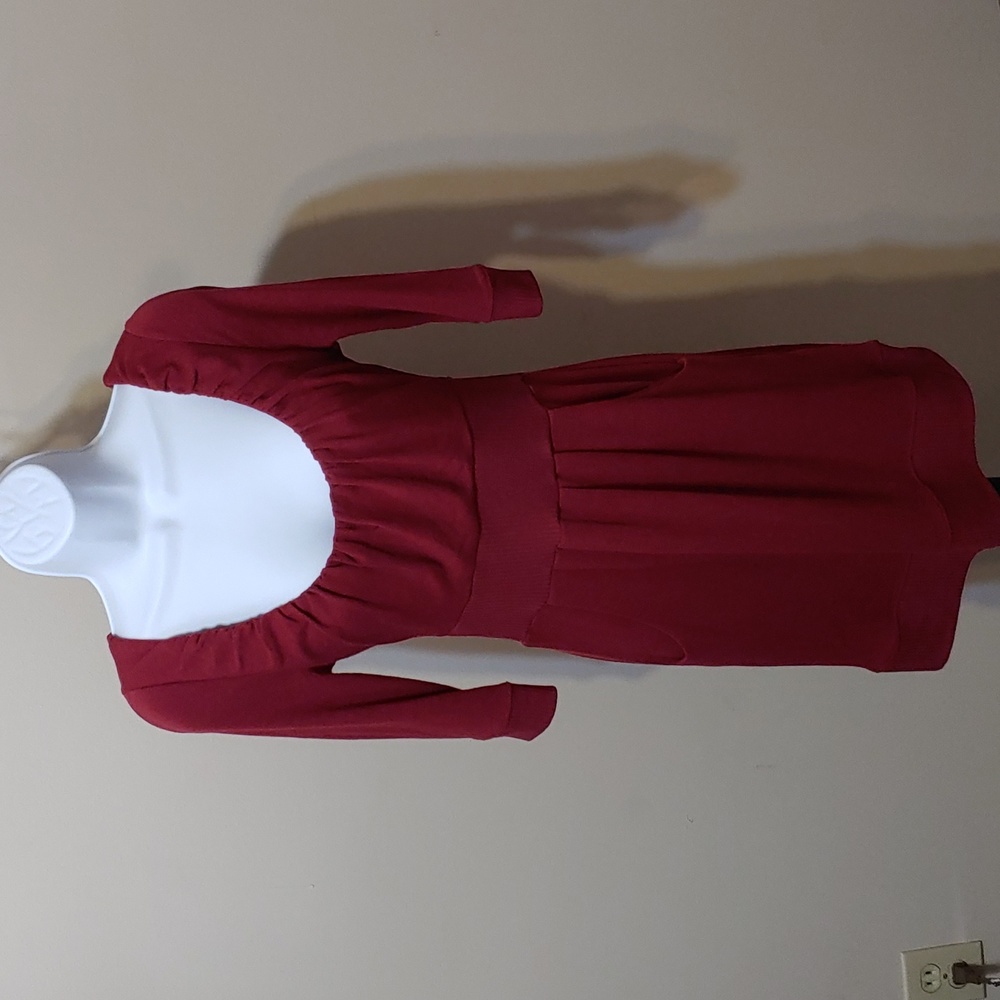 Double Zero maroon dress